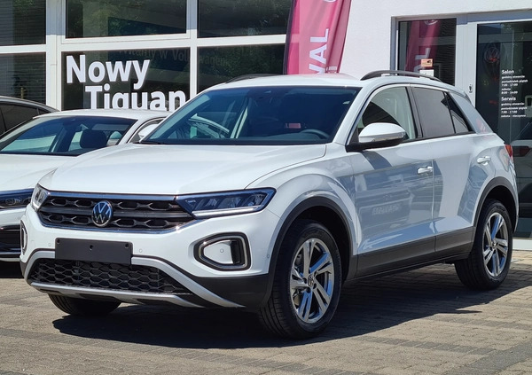 Volkswagen T-Roc cena 124600 przebieg: 8, rok produkcji 2024 z Radzyń Chełmiński małe 277